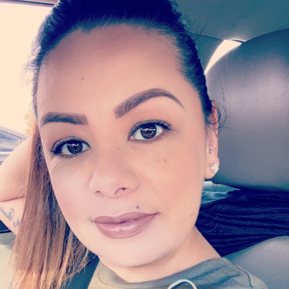 Meet your Posher, Nydia